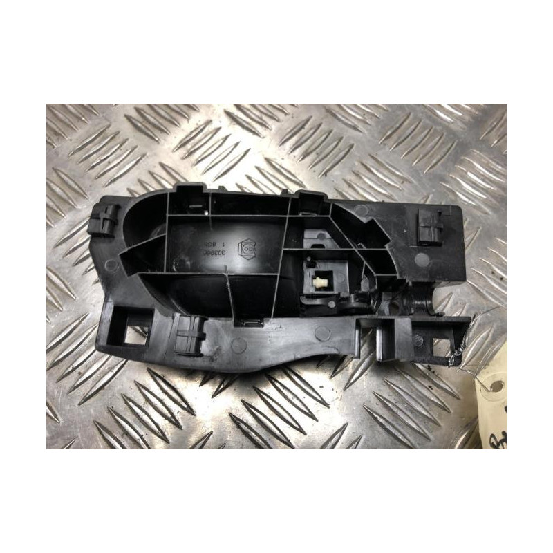 Poignee interieur avant gauche CITROEN BERLINGO 2 PHASE 3 d’occasion