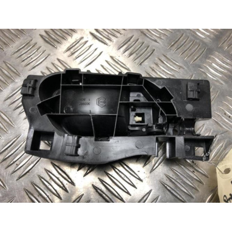 Poignee interieur avant gauche CITROEN BERLINGO 2 PHASE 3 d’occasion