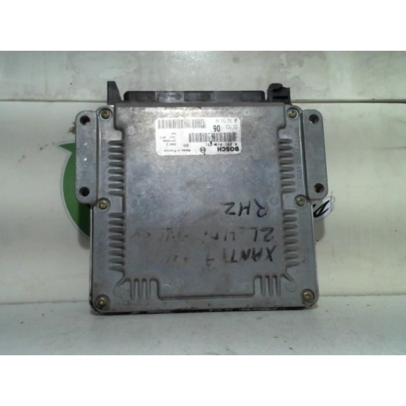 Calculateur moteur CITROEN XANTIA PHASE 2 d’occasion
