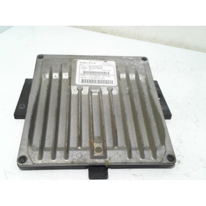 Calculateur moteur RENAULT  d’occasion