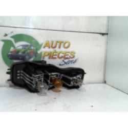 Platine feu arriere droit RENAULT SCENIC 2 PHASE 1 d’occasion