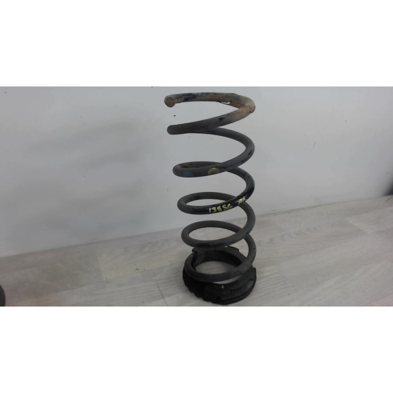 Ressort de suspension arriere droit FIAT PANDA 2 PHASE 1 d’occasion