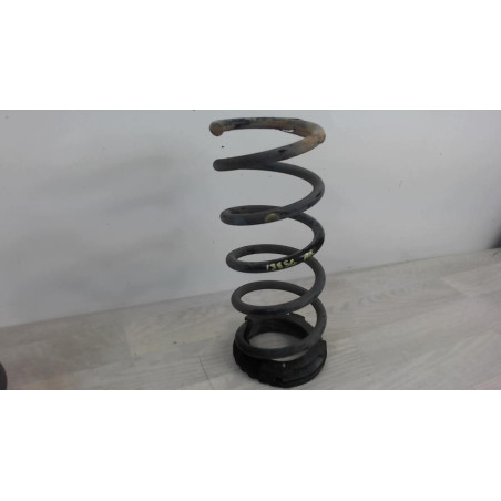 Ressort de suspension arriere droit FIAT PANDA 2 PHASE 1 d’occasion