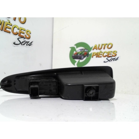 Interrupteur de leve vitre arriere droit CITROEN C3 1 PHASE 1 d’occasion