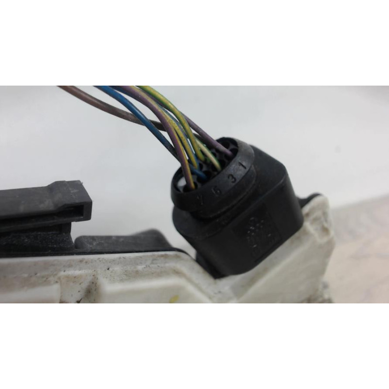 Serrure avant gauche SEAT IBIZA 4 PHASE 1 d’occasion