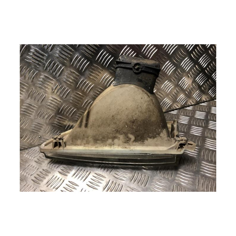 Optique avant principal droit (feux)(phare) PEUGEOT 106 PHASE 1 d’occasion