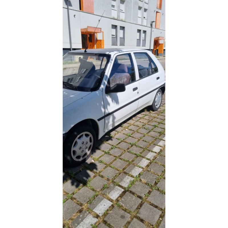 Optique avant principal droit (feux)(phare) PEUGEOT 106 PHASE 1 d’occasion