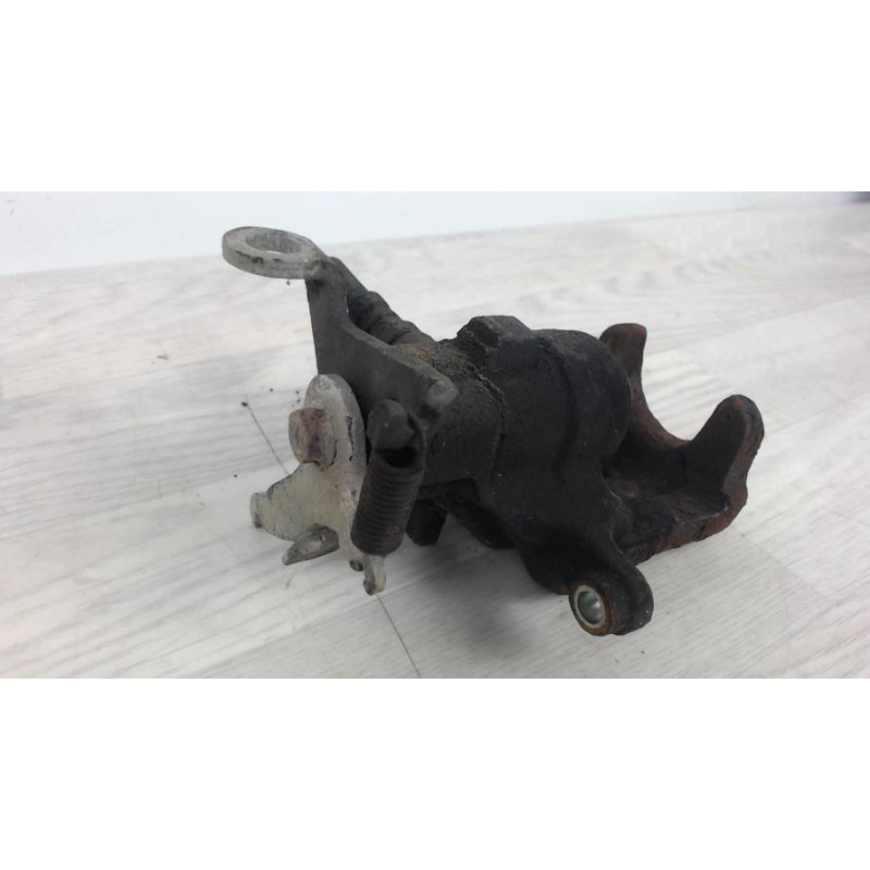 Etrier arriere gauche (freinage) FORD FOCUS 1 d’occasion