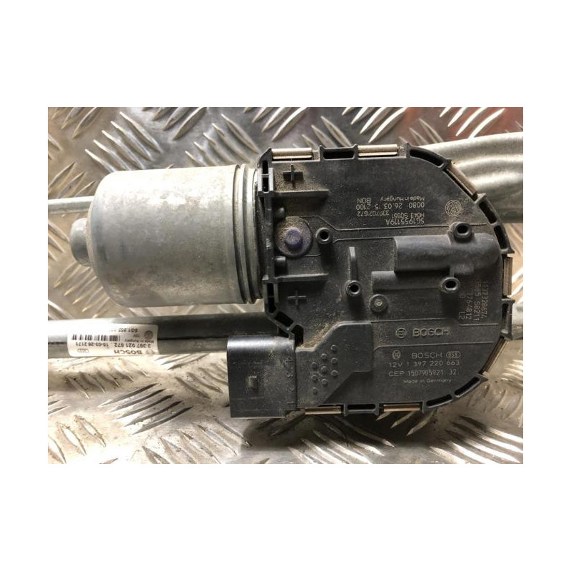 Moteur essuie glace avant VOLKSWAGEN GOLF 7 PHASE 1 d’occasion