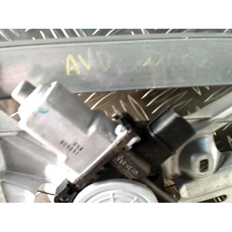 Leve vitre electrique avant droit HONDA CIVIC 8 PHASE 2 d’occasion