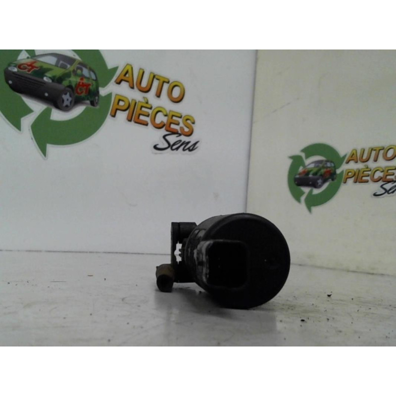 Pompe lave glace arriere TOYOTA AYGO 1 PHASE 1 d’occasion