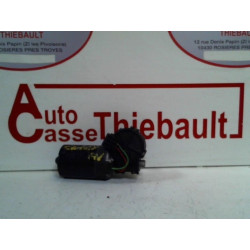 Mot. essuie glace avant VOLKSWAGEN CADDY d’occasion