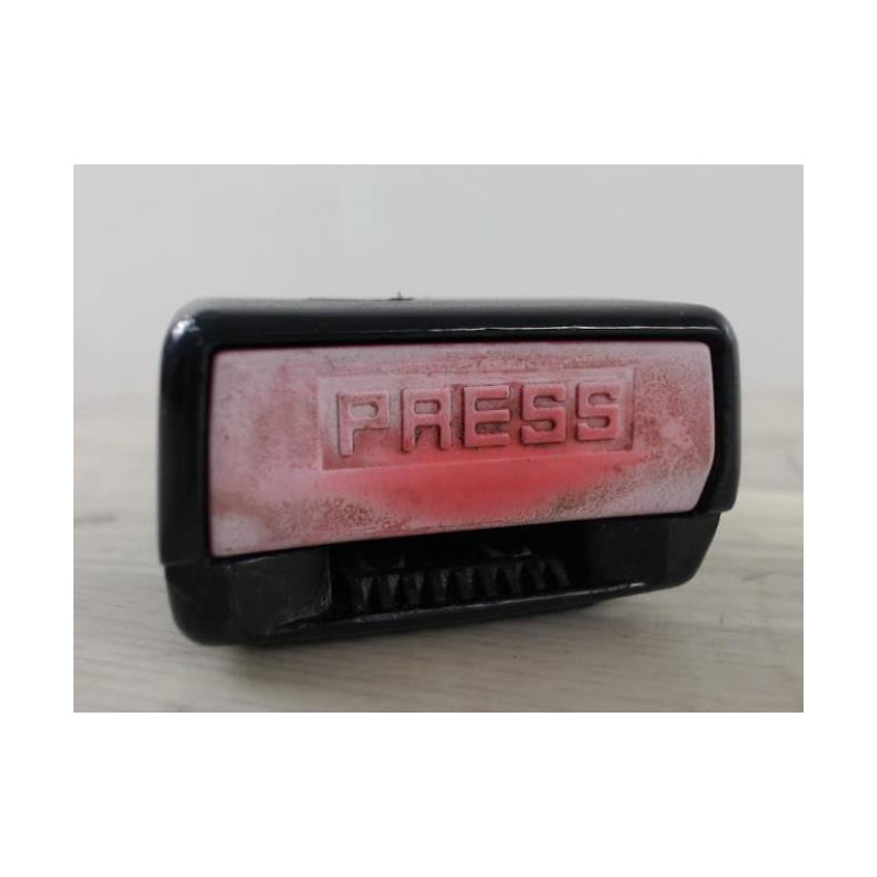 Attache ceinture avant gauche DACIA SANDERO 1 d’occasion