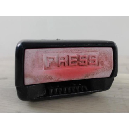 Attache ceinture avant gauche DACIA SANDERO 1 d’occasion