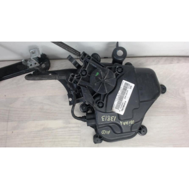 Leve vitre electrique avant droit SEAT IBIZA 4 PHASE 1 d’occasion