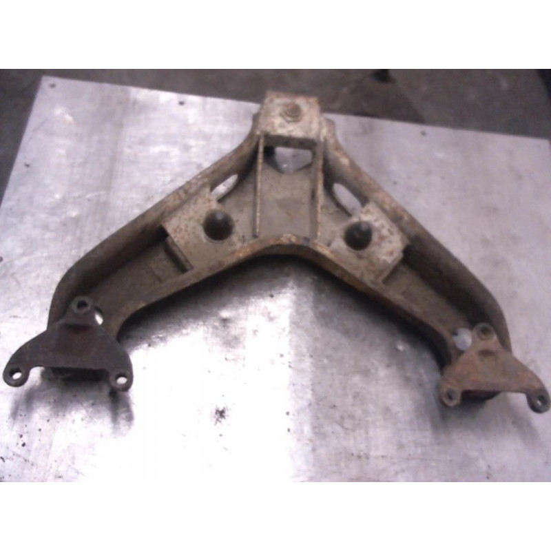 Triangle avant droit RENAULT  d’occasion