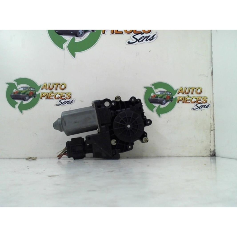 Moteur leve vitre arriere gauche AUDI A4 d’occasion