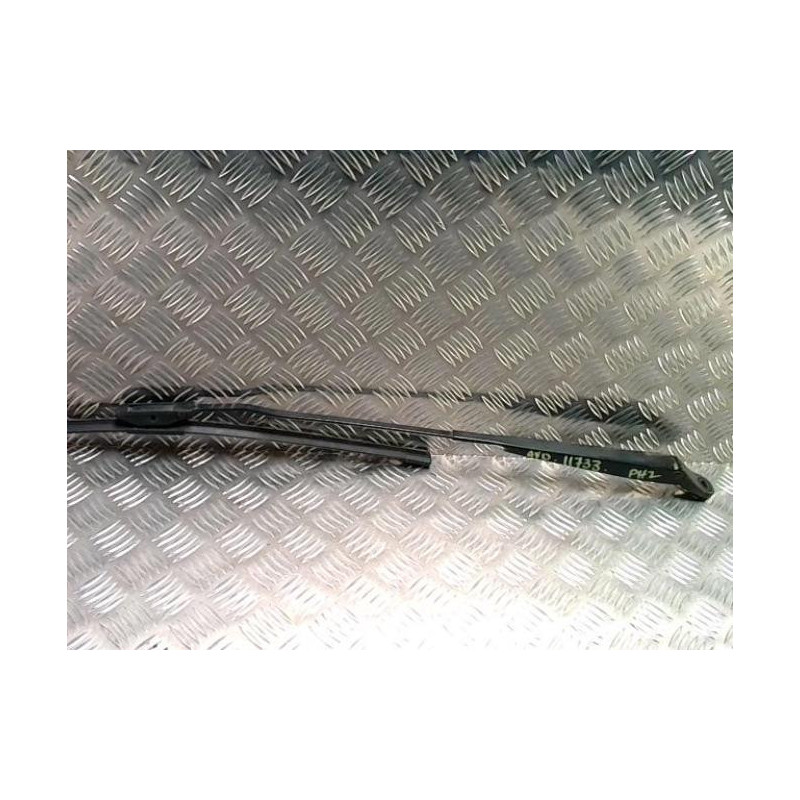 Bras essuie glace avant droit RENAULT KANGOO 2 PHASE 2 d’occasion