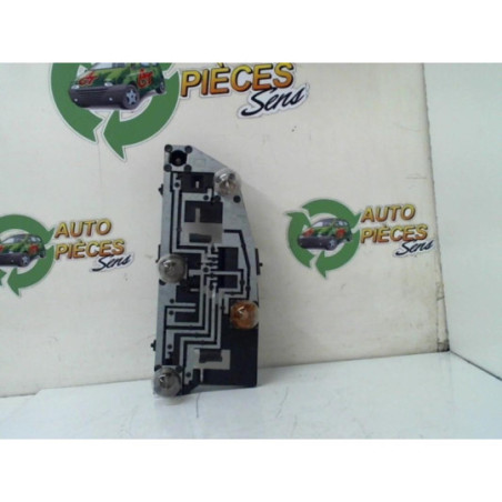 Platine feu arriere droit PEUGEOT 406 PHASE 1 d’occasion