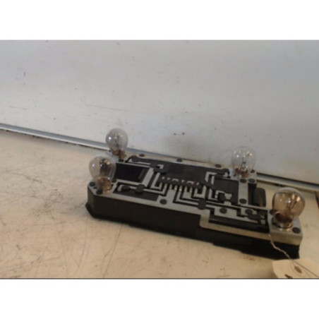 Platine feu arriere gauche RENAULT CLIO 1 PHASE 1 d’occasion
