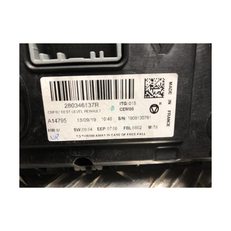 Ecran GPS RENAULT CLIO 5 d’occasion
