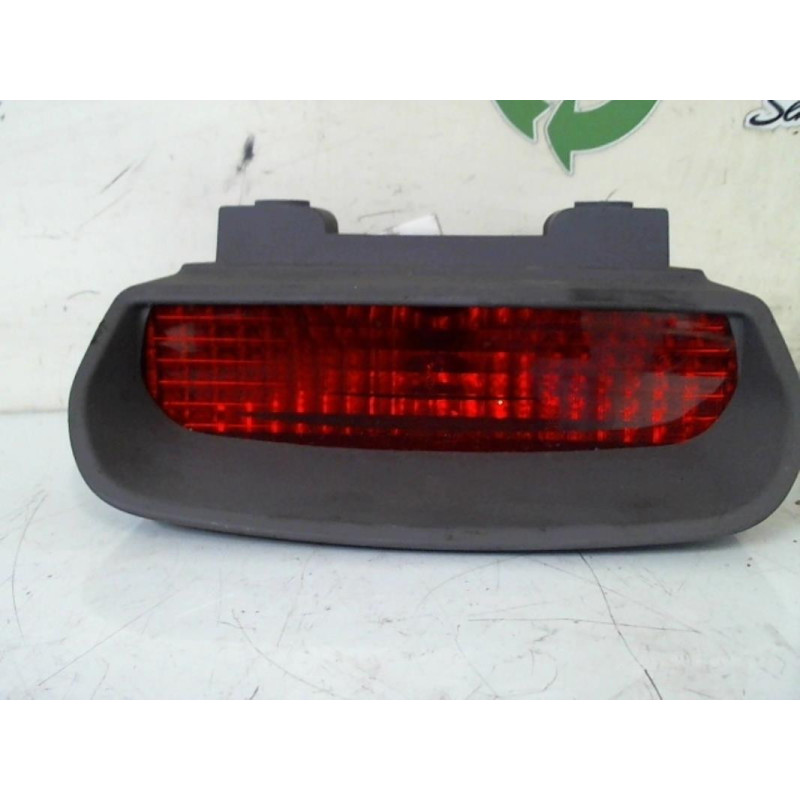 Feu arriere stop central HYUNDAI MATRIX PHASE 1 d’occasion