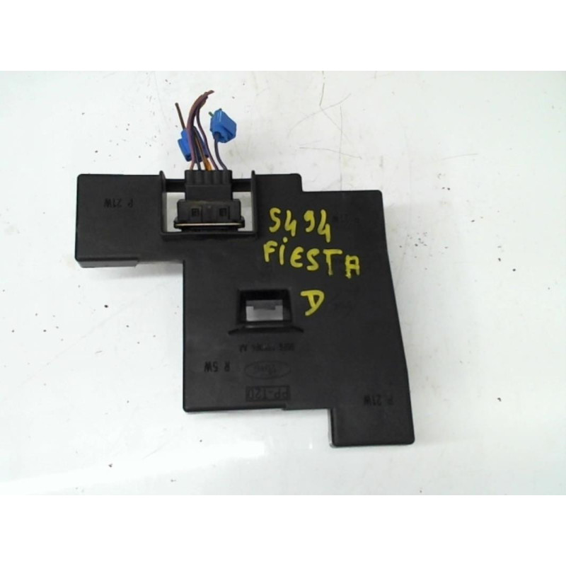 Platine feu arriere droit FORD FIESTA 4 PHASE 2 d’occasion
