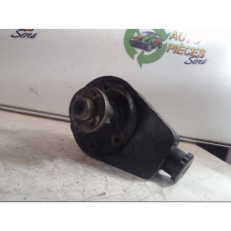 Pompe de direction RENAULT MEGANE 1 PHASE 2 d’occasion