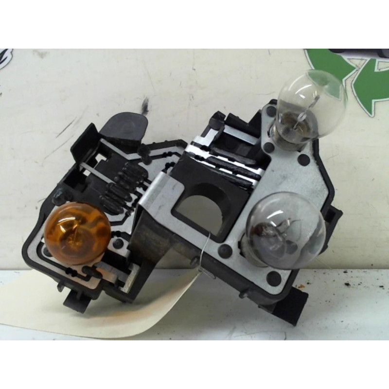 Platine feu arriere gauche FORD FOCUS 1 BREAK d’occasion