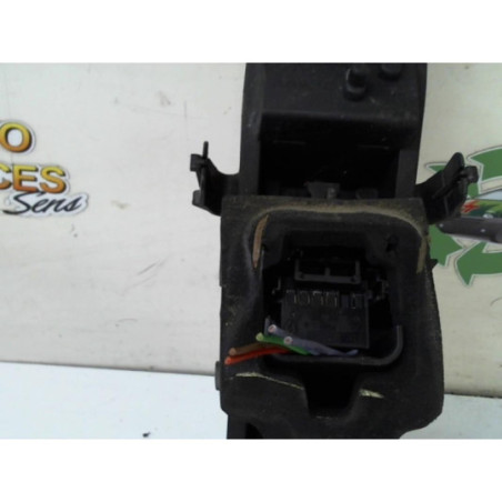 Platine feu arriere droit RENAULT SCENIC 2 PHASE 1 d’occasion