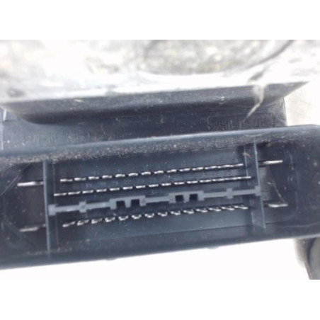 Bloc ABS (freins anti-blocage) VOLKSWAGEN POLO 4 PHASE 1 d’occasion