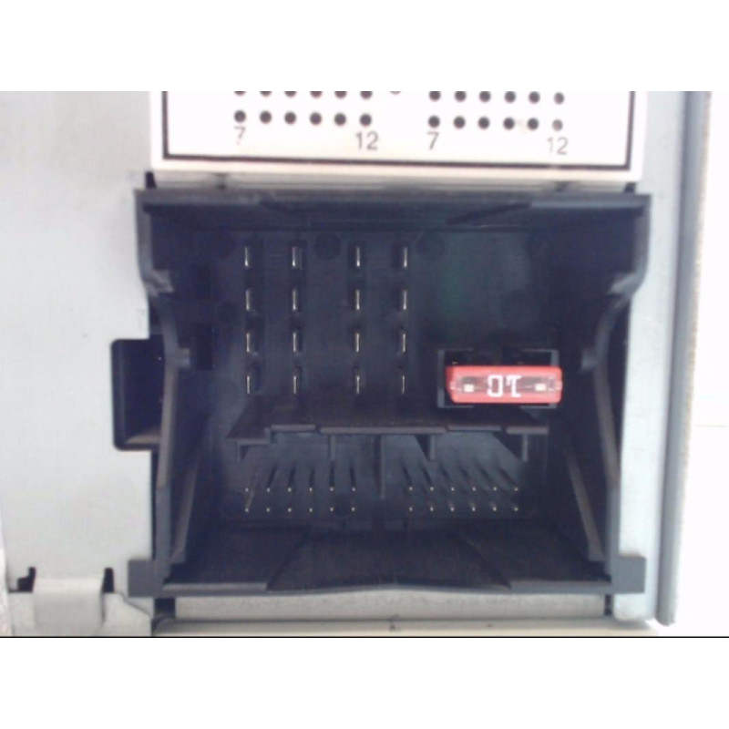 Autoradio d'origine VOLKSWAGEN GOLF 5 d’occasion