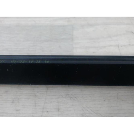 Baguette de porte arriere gauche  JAGUAR F-PACE PHASE 1 d’occasion