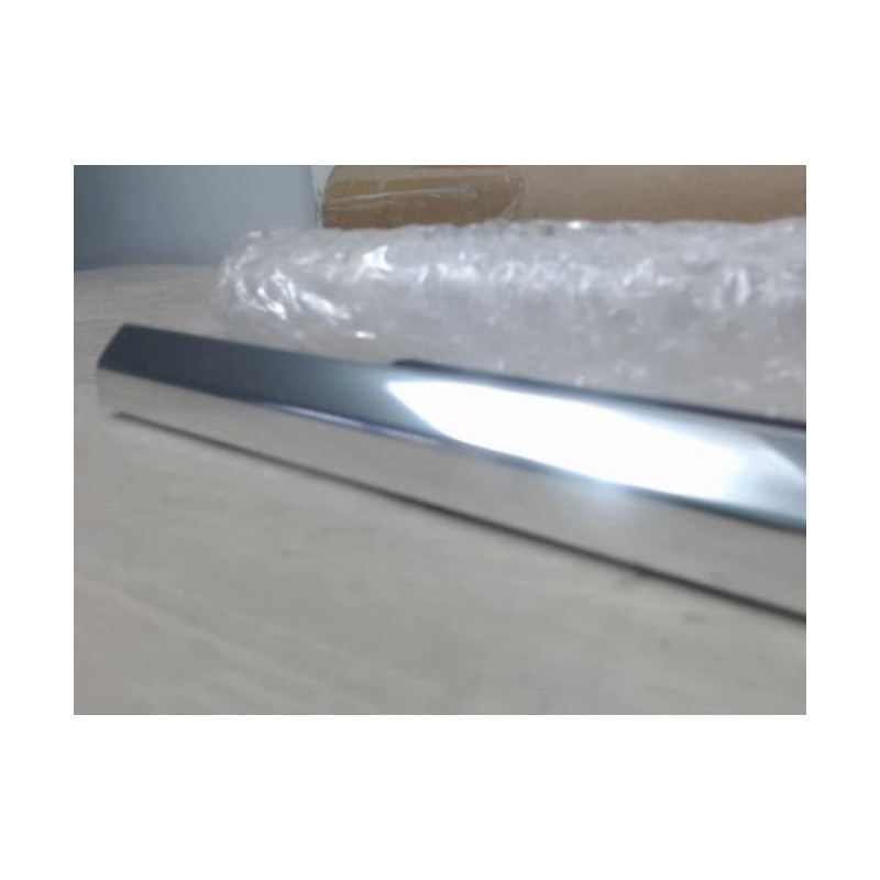 Baguette de porte arriere gauche  JAGUAR F-PACE PHASE 1 d’occasion