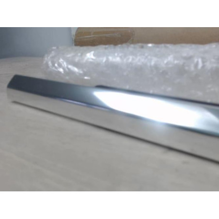 Baguette de porte arriere gauche  JAGUAR F-PACE PHASE 1 d’occasion