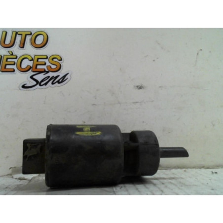 Pompe lave glace avant RENAULT  d’occasion