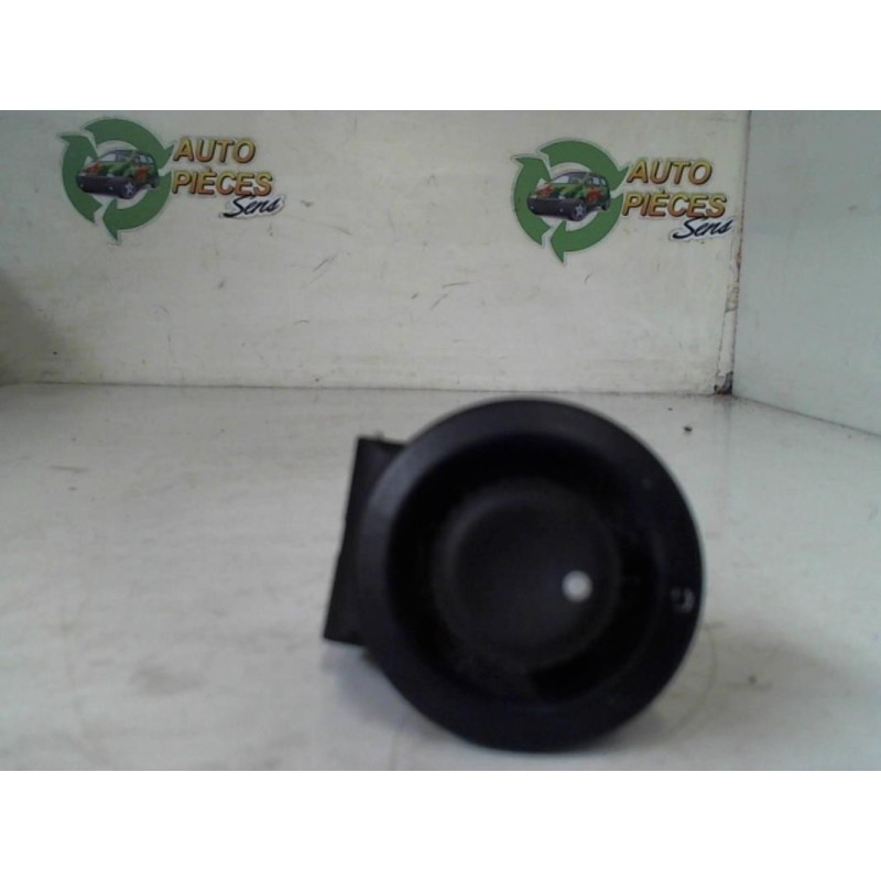 Commande retroviseurs RENAULT CLIO 2 PHASE 2 d’occasion