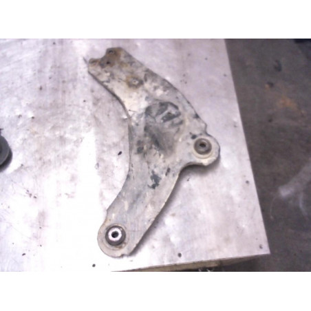 Triangle avant droit RENAULT TRAFIC II PHASE 1 FOURGON d’occasion