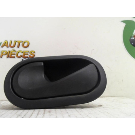 Poignee porte avant gauche RENAULT  d’occasion