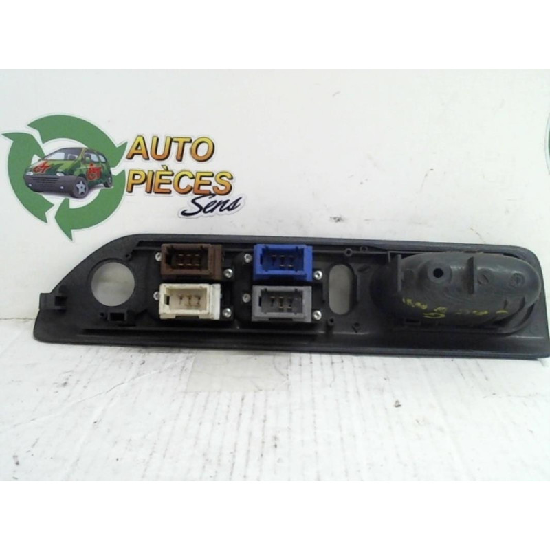 Interrupteur de leve vitre RENAULT LAGUNA 1 PHASE 2 d’occasion