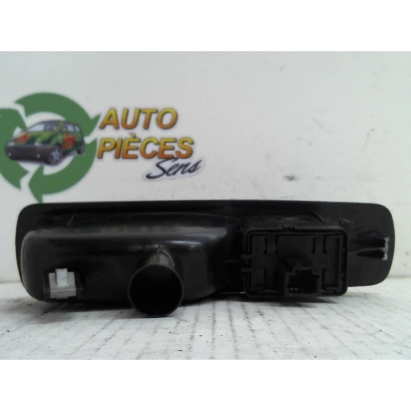 Interrupteur de leve vitre RENAULT MEGANE 3 PHASE 1 BREAK d’occasion