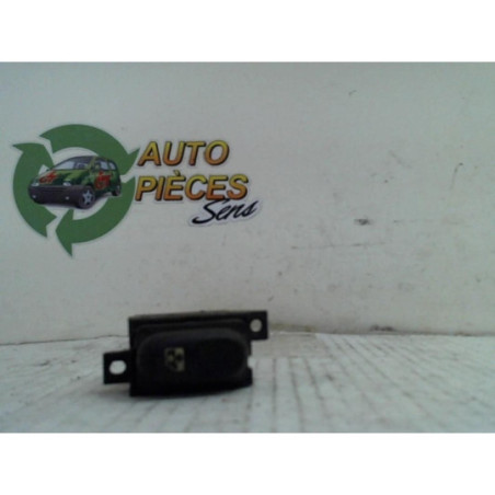 Interrupteur de leve vitre RENAULT LAGUNA 1 PHASE 2 d’occasion