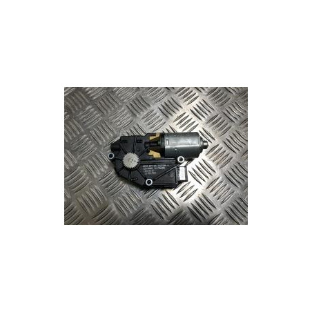 Moteur toit ouvrant PEUGEOT 5008 1 PHASE 1 d’occasion