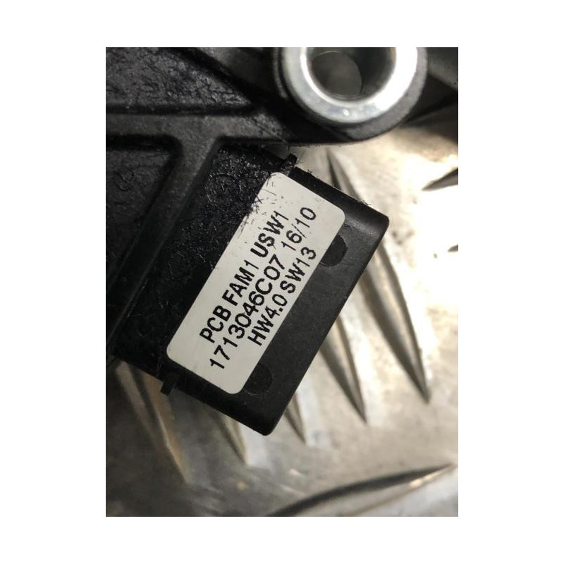 Moteur toit ouvrant PEUGEOT 5008 1 PHASE 1 d’occasion