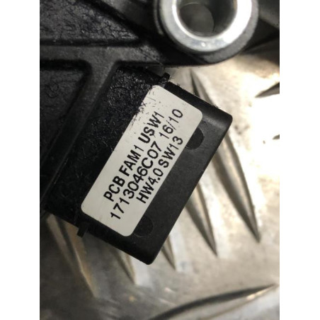 Moteur toit ouvrant PEUGEOT 5008 1 PHASE 1 d’occasion