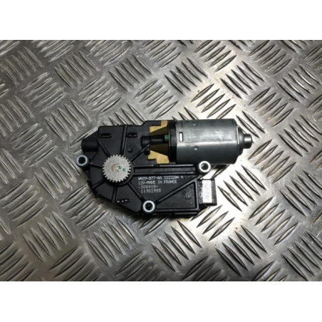 Moteur toit ouvrant PEUGEOT 5008 1 PHASE 1 d’occasion