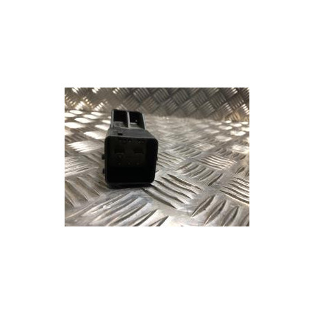 Relais electrique PEUGEOT 5008 1 PHASE 1 d’occasion