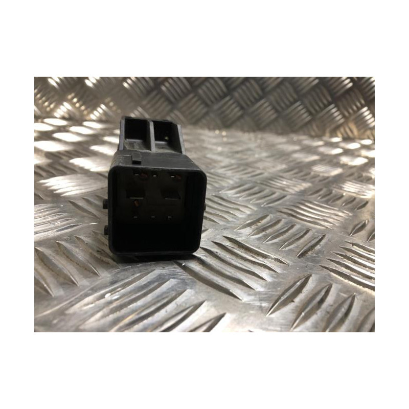 Relais electrique PEUGEOT 5008 1 PHASE 1 d’occasion