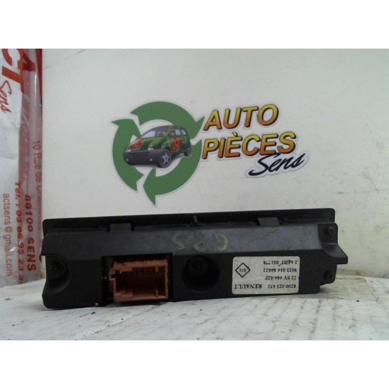Commande GPS RENAULT  d’occasion