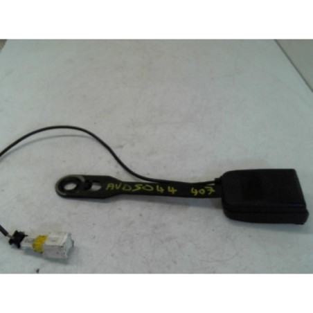 Attache ceinture avant droit PEUGEOT 407 PHASE 1 d’occasion